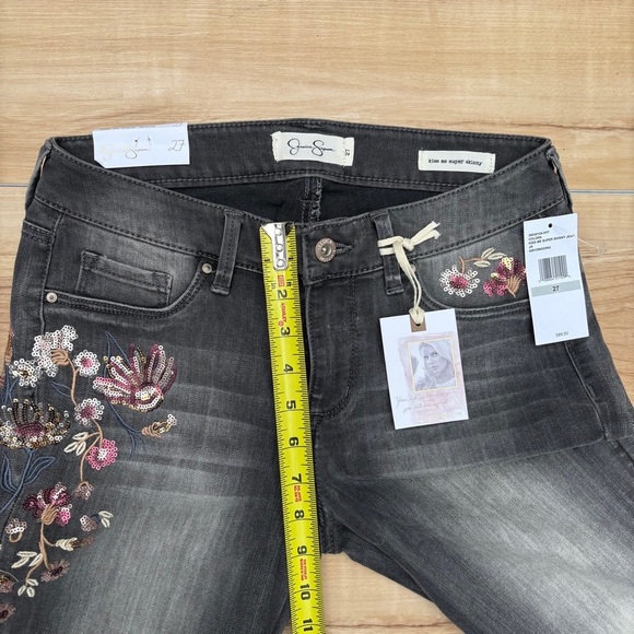 NWT Jessica Simpson Black/Grey Wash Skinny Jeans with Floral Embroidery Size 27 - Picture 3 of 8